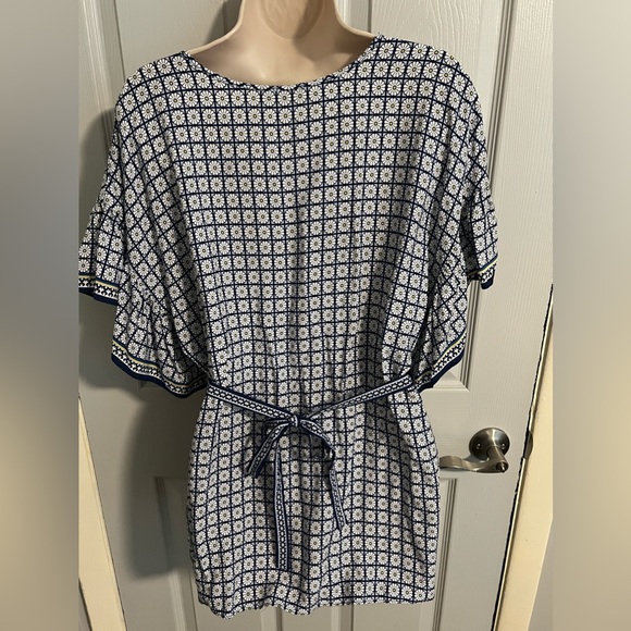 Women’s Max Studio Top/Blouse Size Large V Neck , Blue - Picture 3 of 4